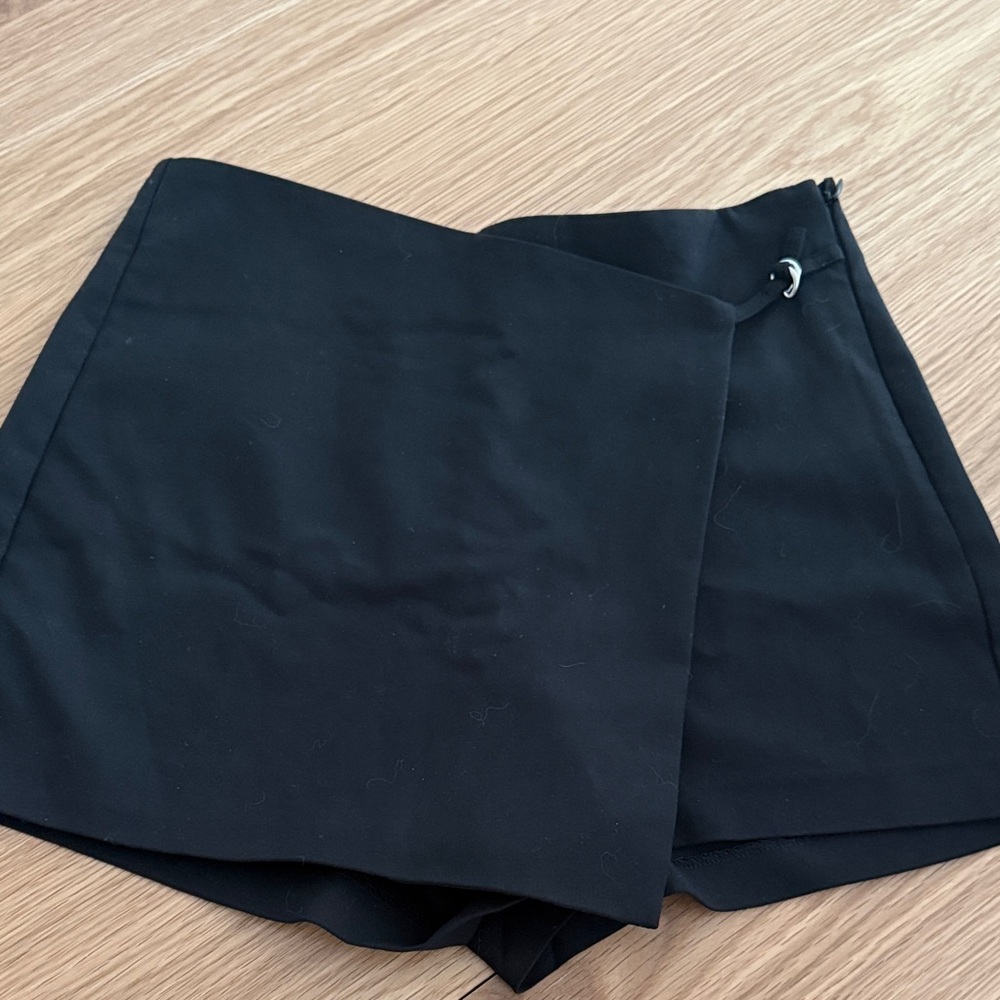 Dynamite Asymmetrical Skort